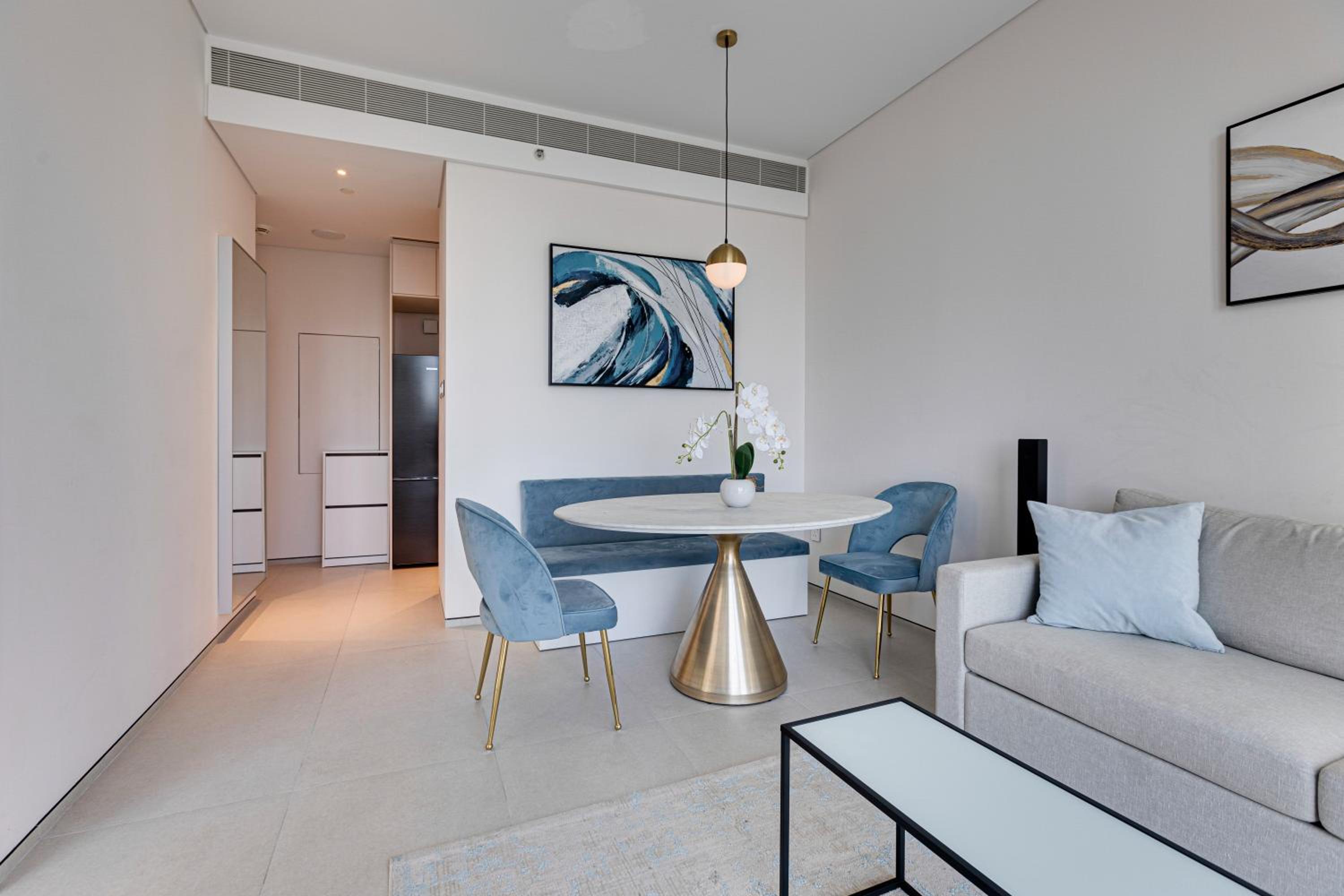 Stylish apartment in Address Beach Residence