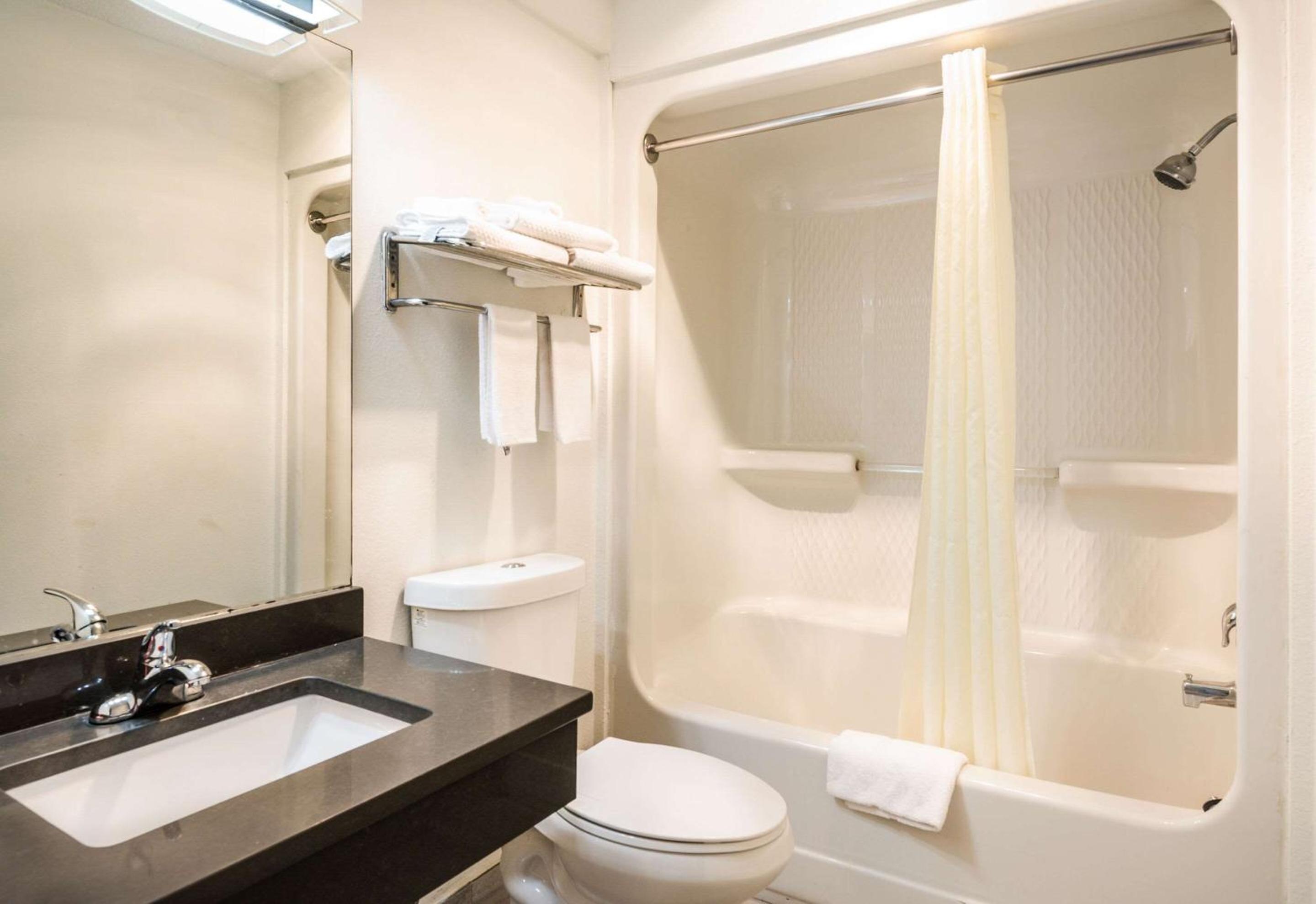 Econo Lodge Glade Springs I-81, 사진 20