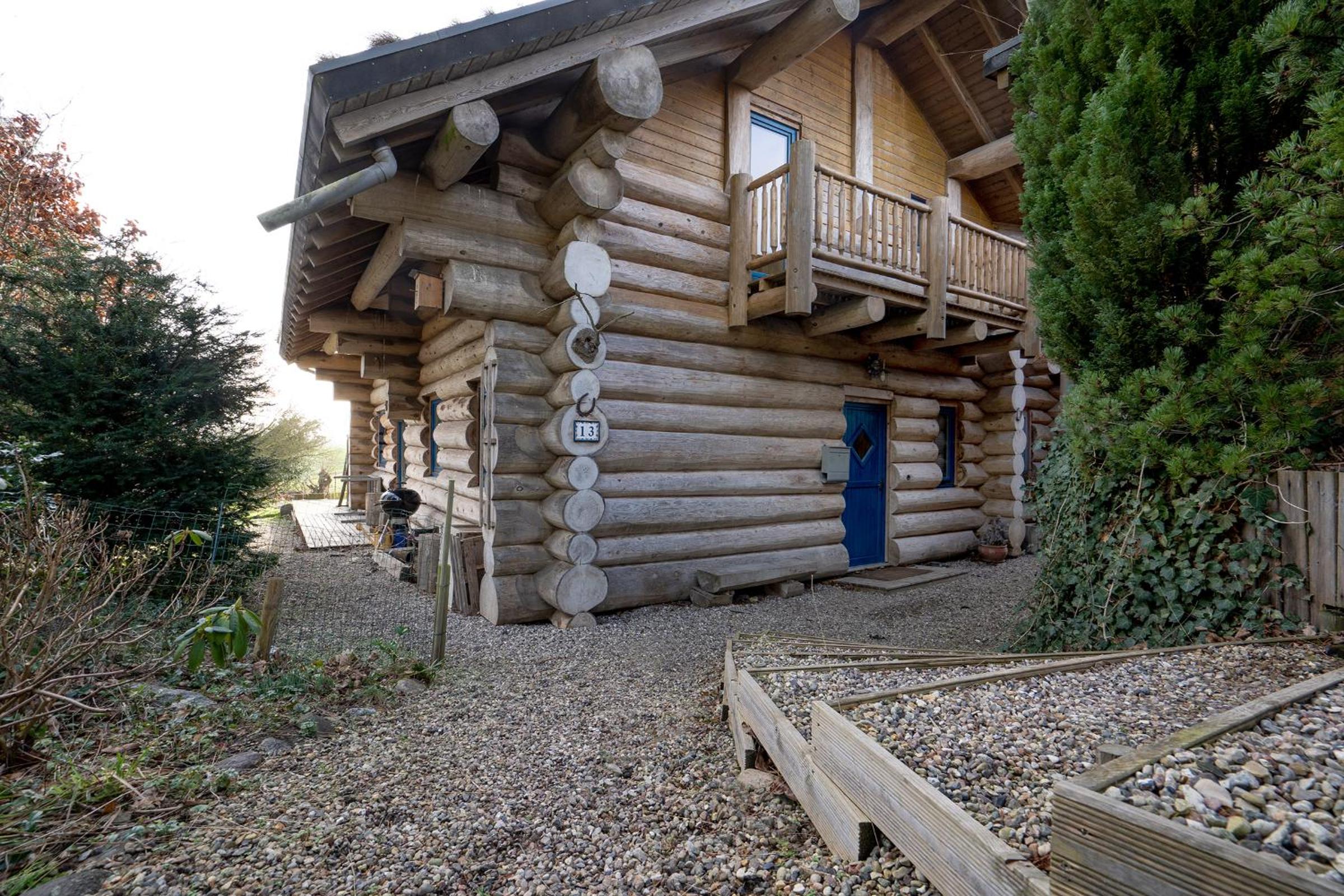 Photo 15