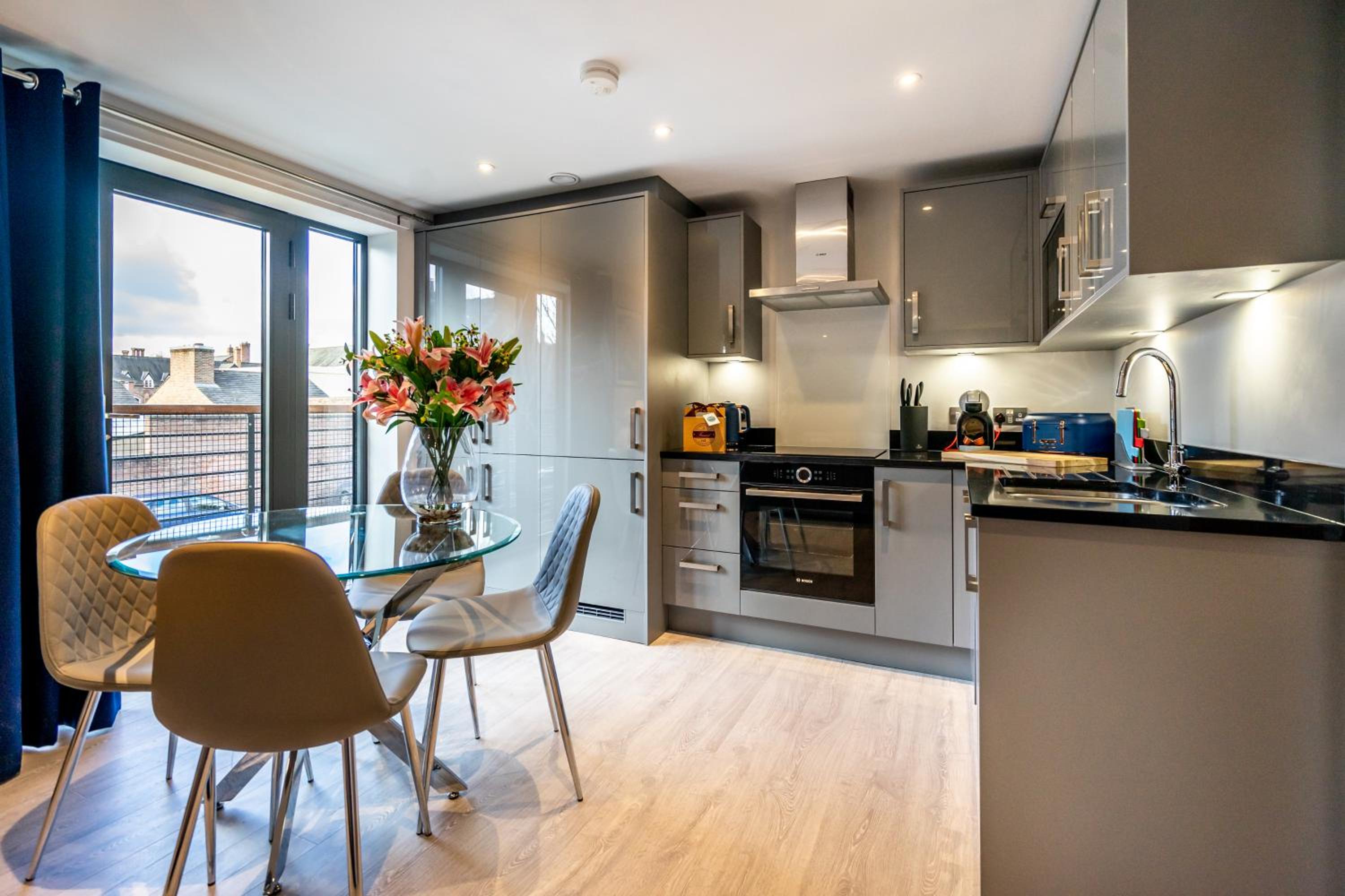 12 St. John's Mews view 3