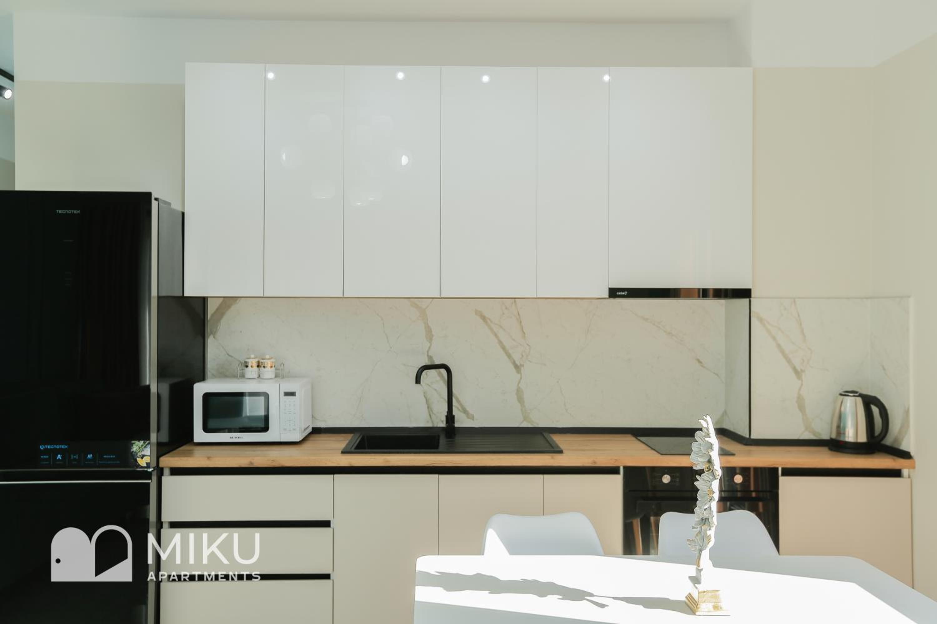 Miku Apartment - Bright 1 Bedroom Apartment At Olympic Residence