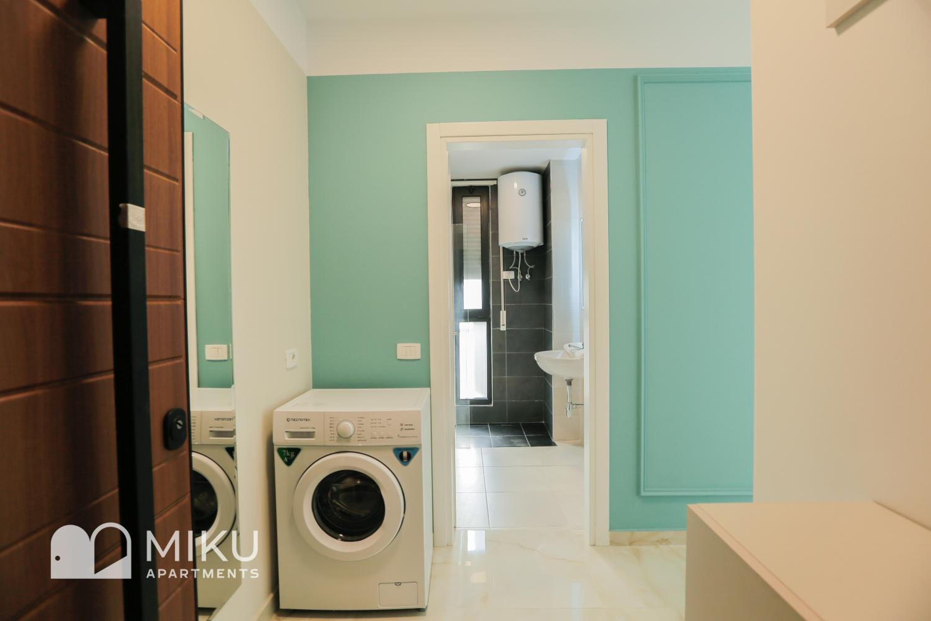 Miku Apartment - Bright 1 Bedroom Apartment At Olympic Residence