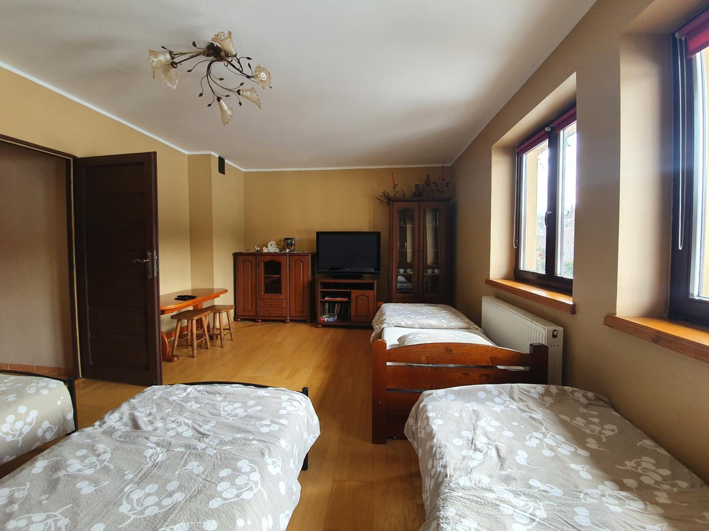 Photo 48