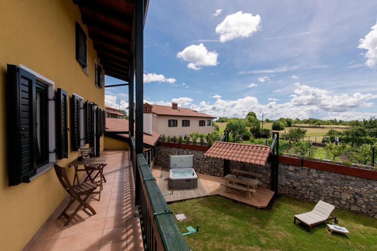 Vila Friuli Karst view 2