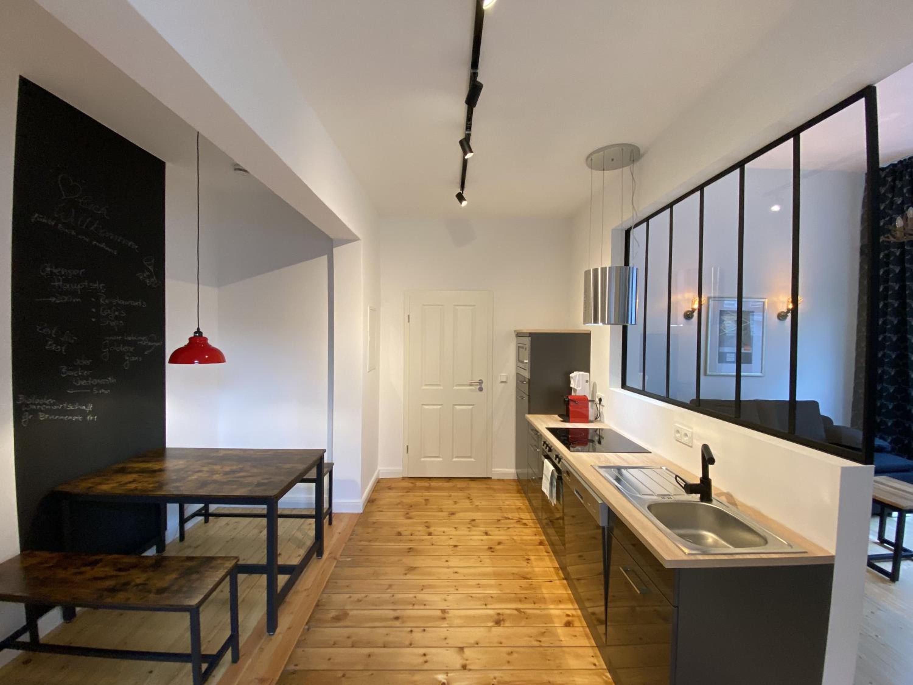 URBAN STAY Hamburg - Apartments "BACKBORD", "STEUERBORD mit Sauna" & "TOPP"" view 2