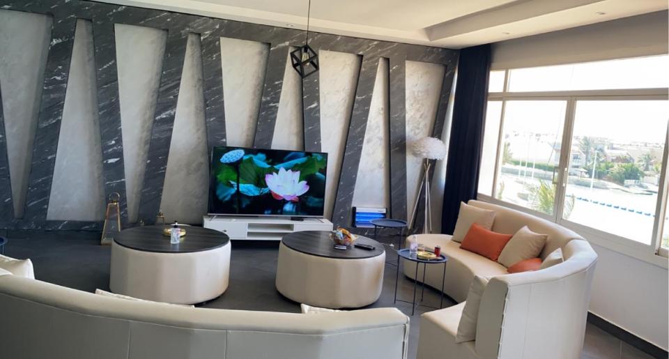 lounge