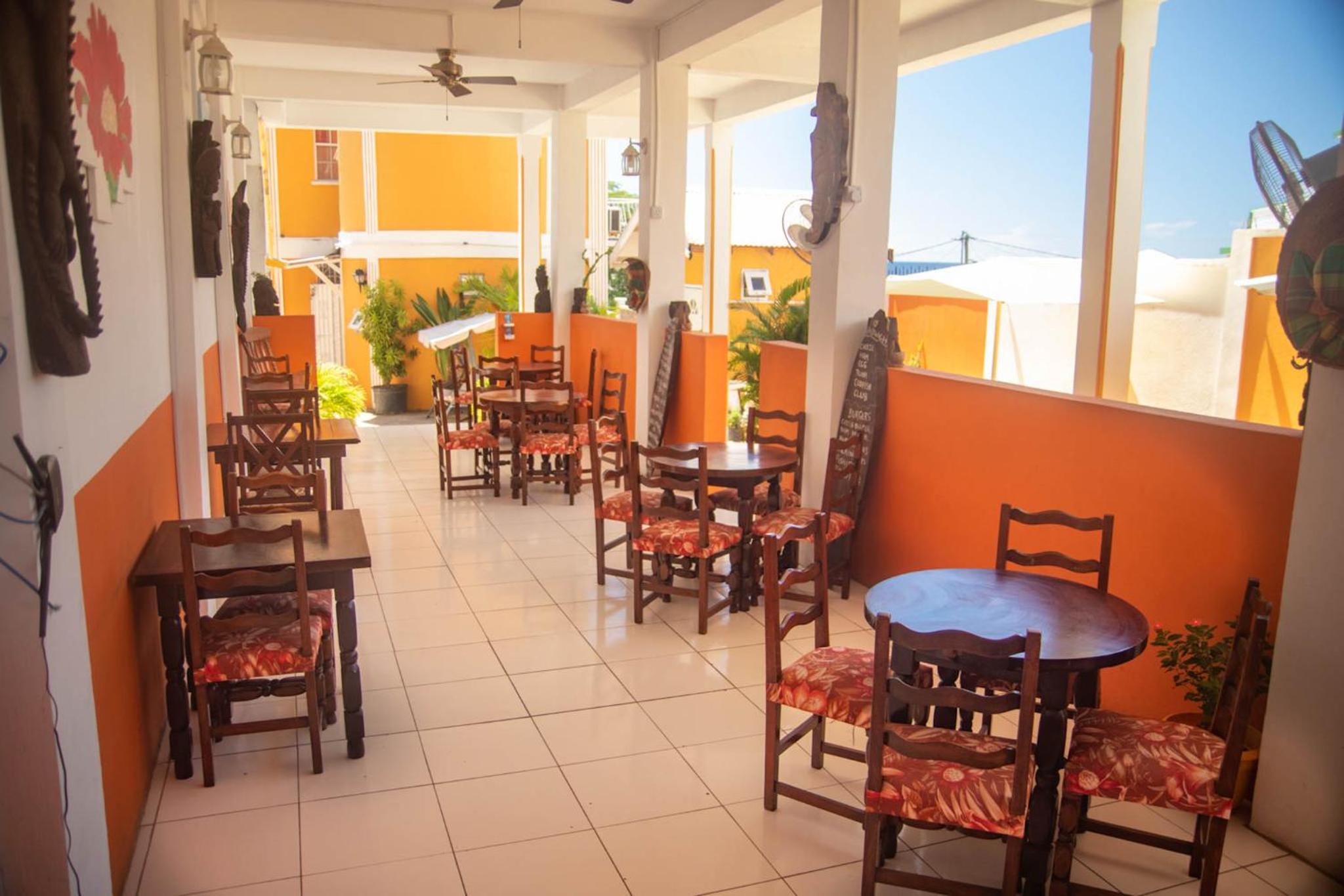 St. James Guesthouse - Photo 22
