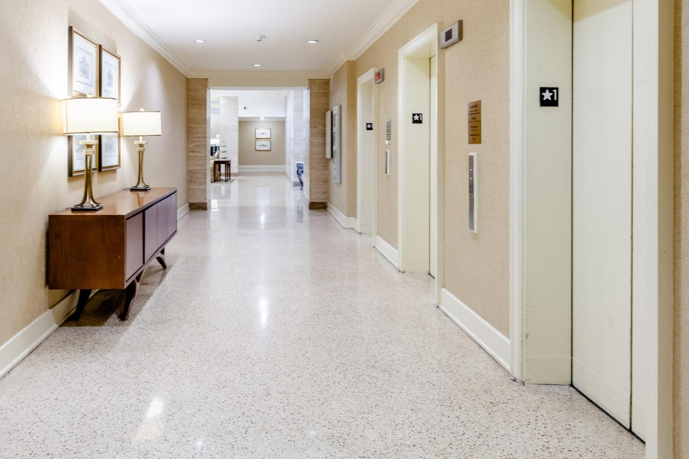 Rare 2 Bed 2 Bath Downtown Condo Near Aquarium view 5