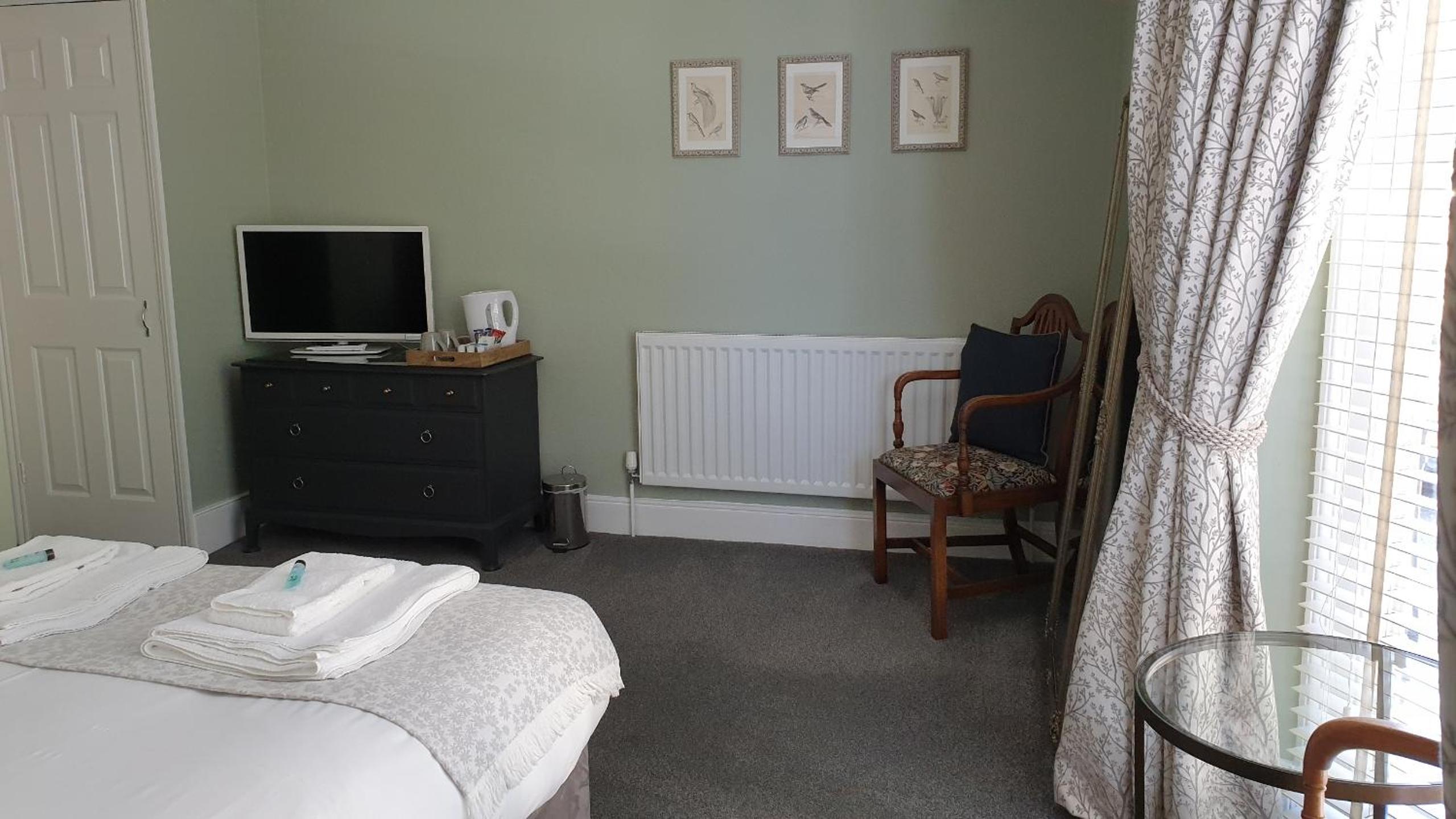 Starlings Guest House