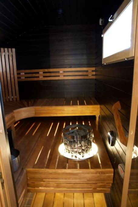 Hailuoto Marjaniemi - Rantasumppu Cottage 2 with Sauna & Air conditioning view 2