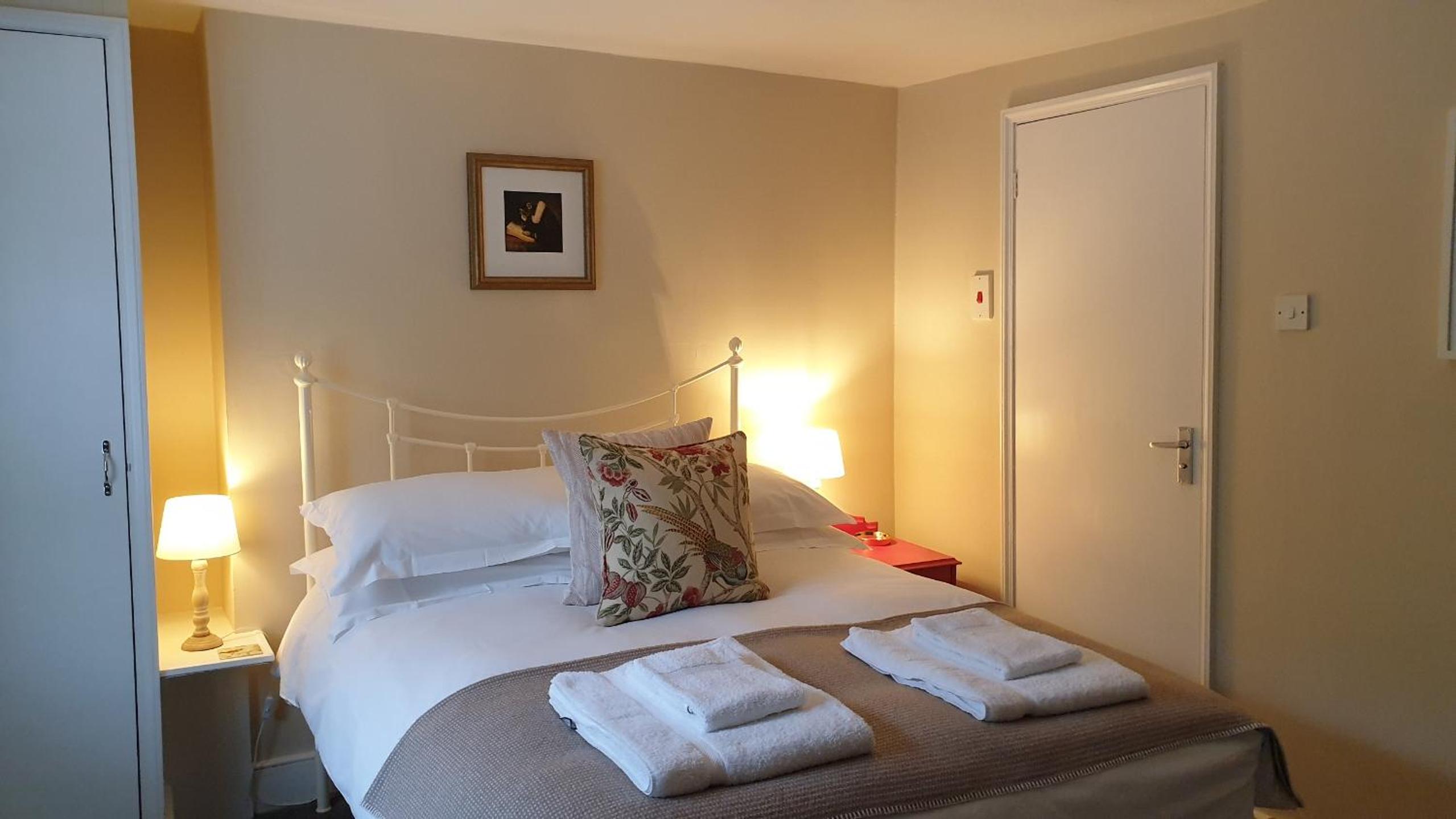 Starlings Guest House
