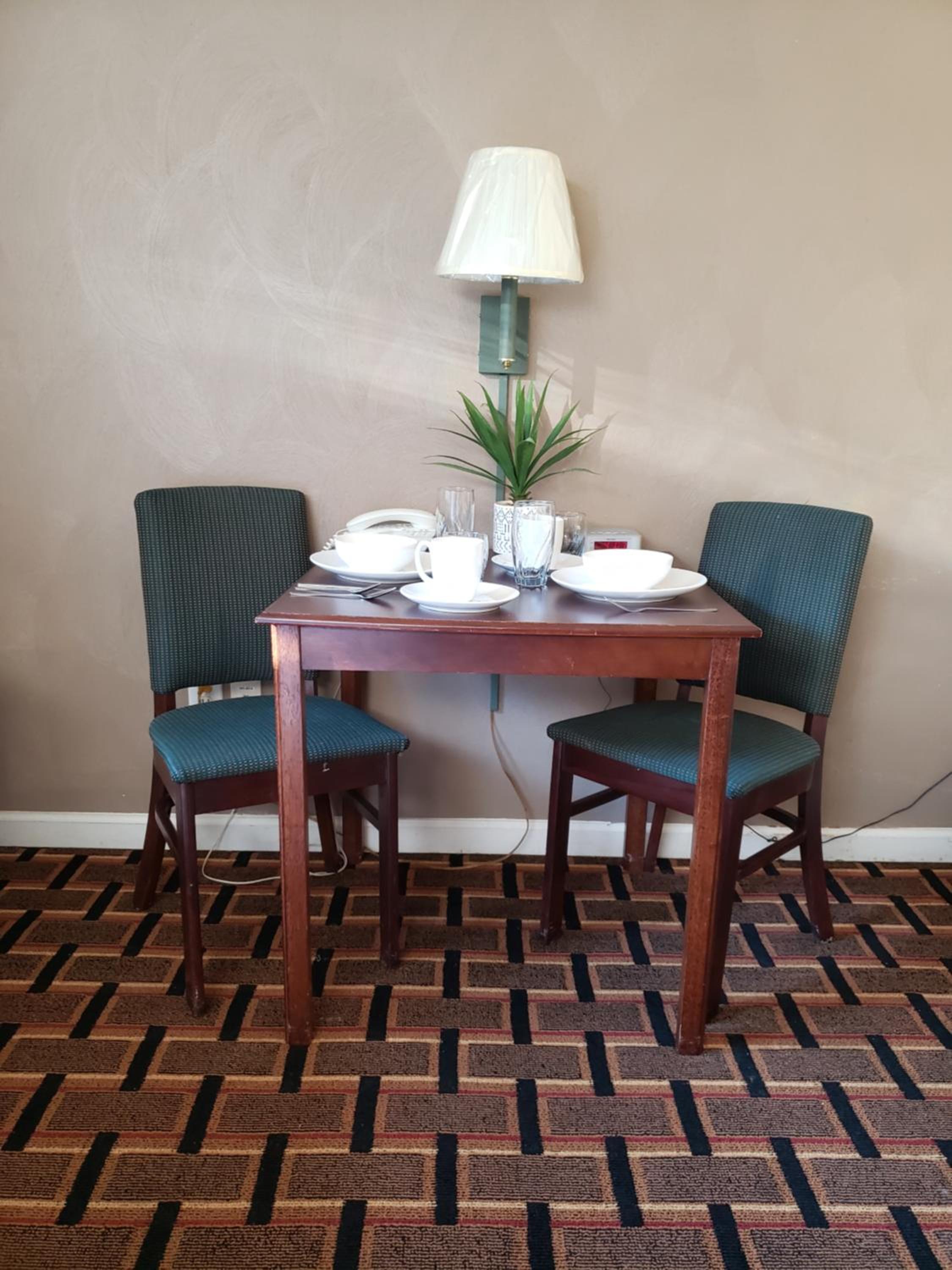 Affordable Suites Burlington view 3