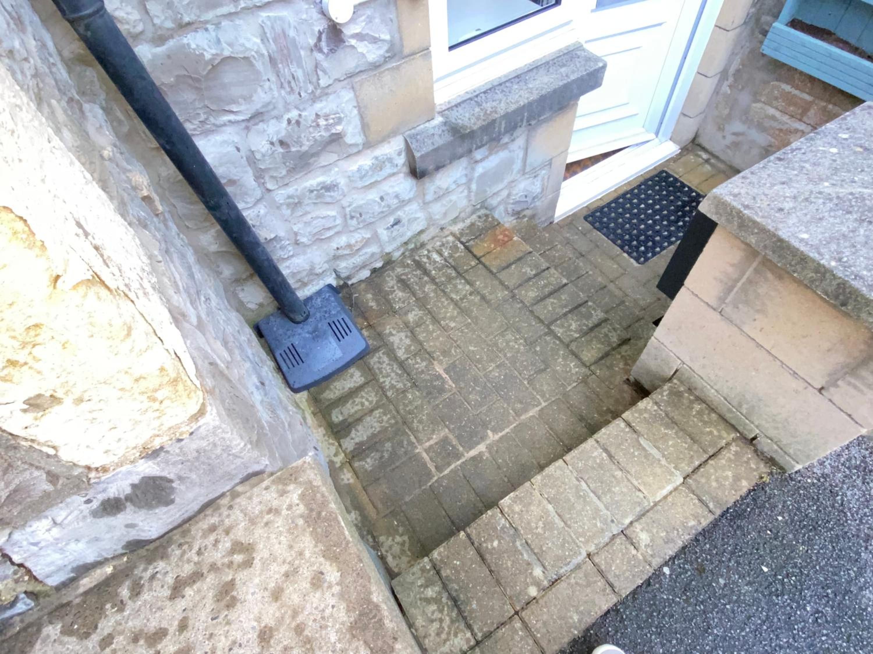 Photo 48