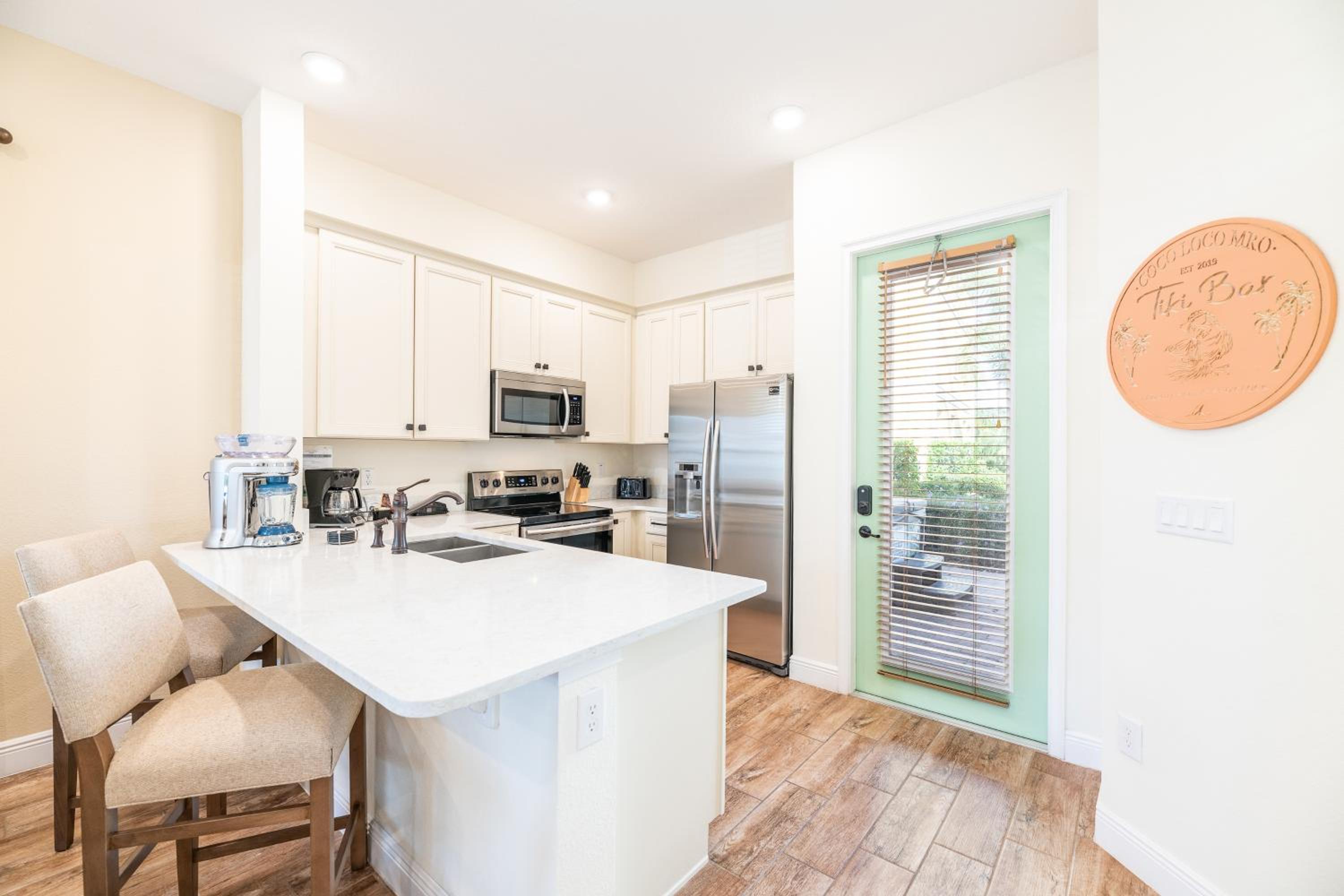 Charming Cottage With Private Hot Tub Near Disney With Margaritaville Resort & Island H2O Access - 3025Sp