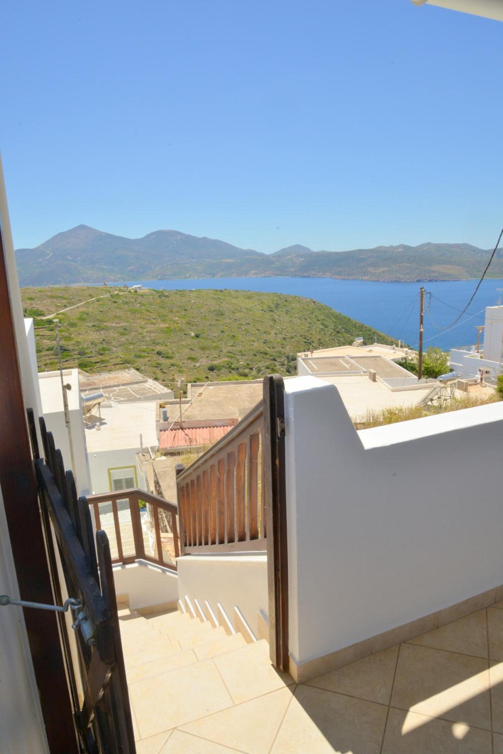 Trypiti Sea View Apartment