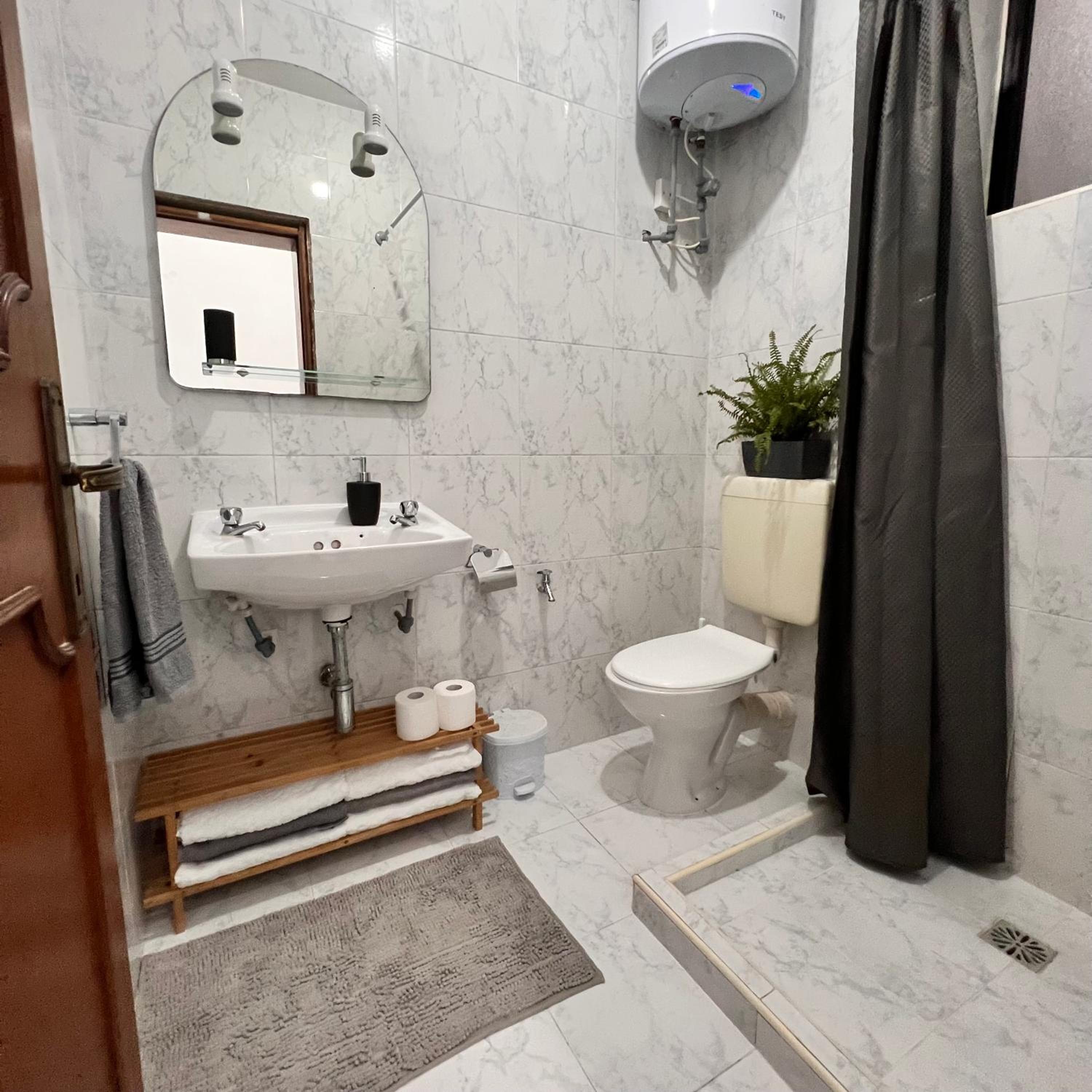 F2 - Lovely two bedrooms Flat sea View, St Julians