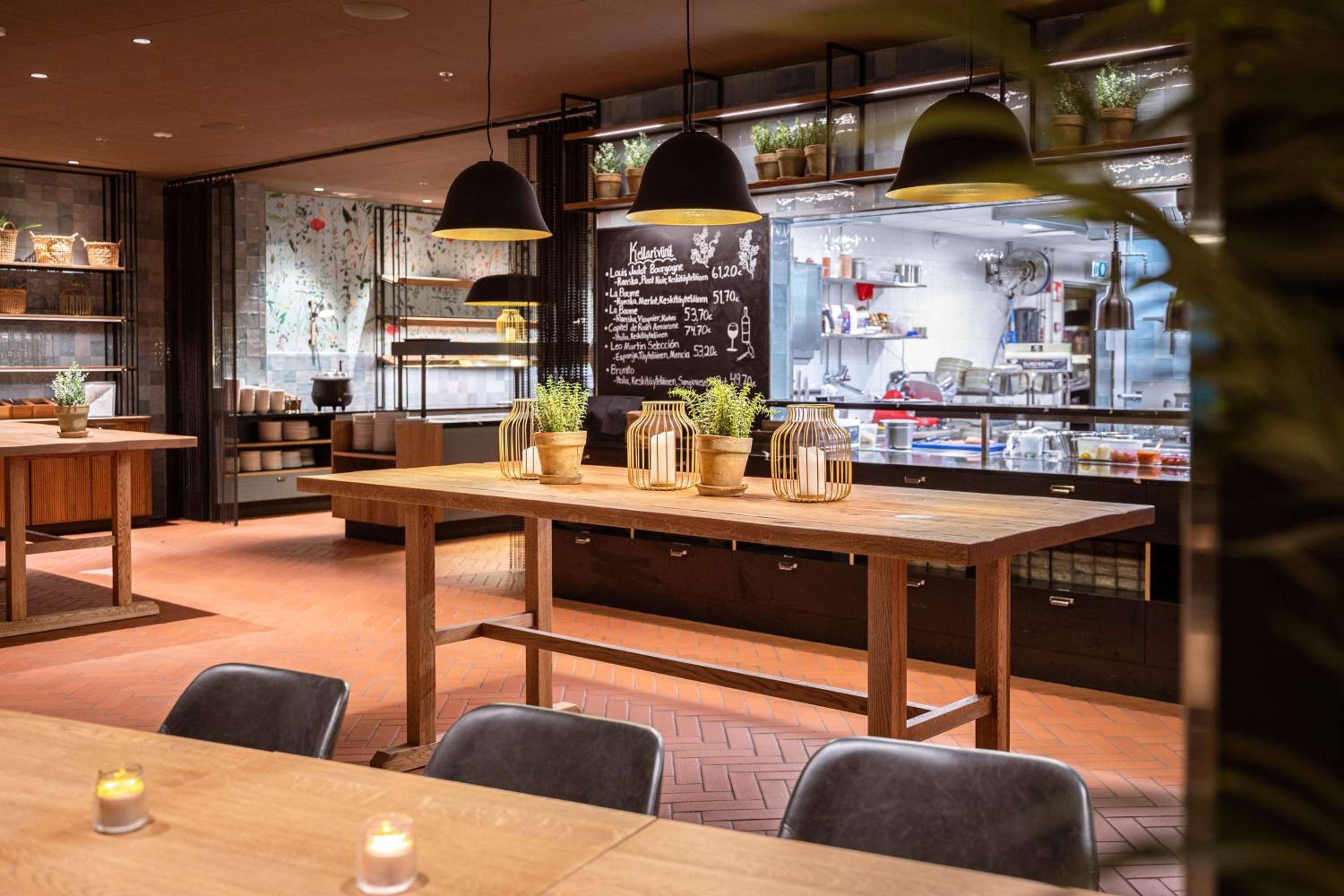 Turku Vacations - Scandic Hamburger Bors - Property Image 9