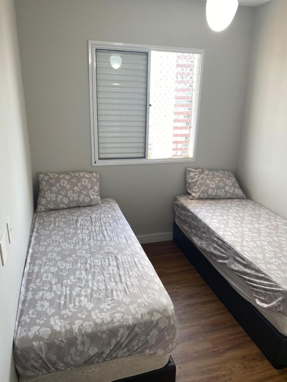 Apartamento decorado 50 metros da praia view 5