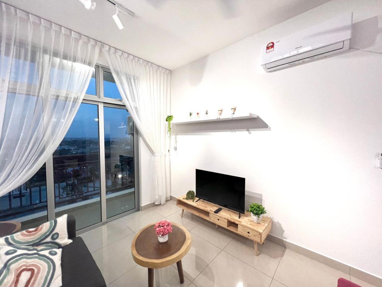 SKS Habitat 2BR by Luxecocoo CK Johor Bahru Larkin