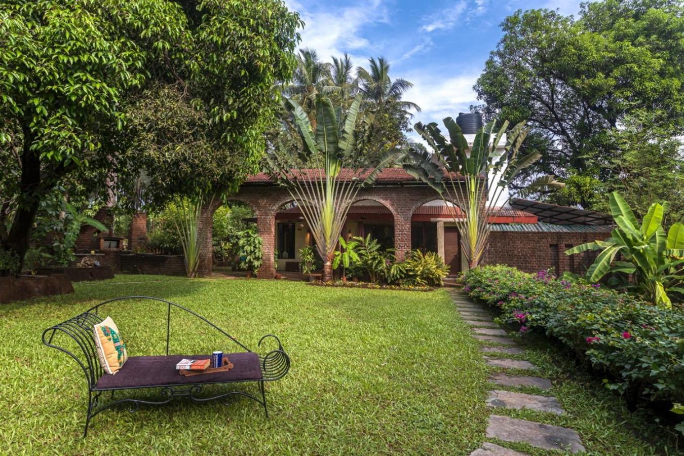 SaffronStays Ambe Moha - 2BHK Veg Villa with Pool, Gazebo, Library & Mango Groves in Karjat view 2