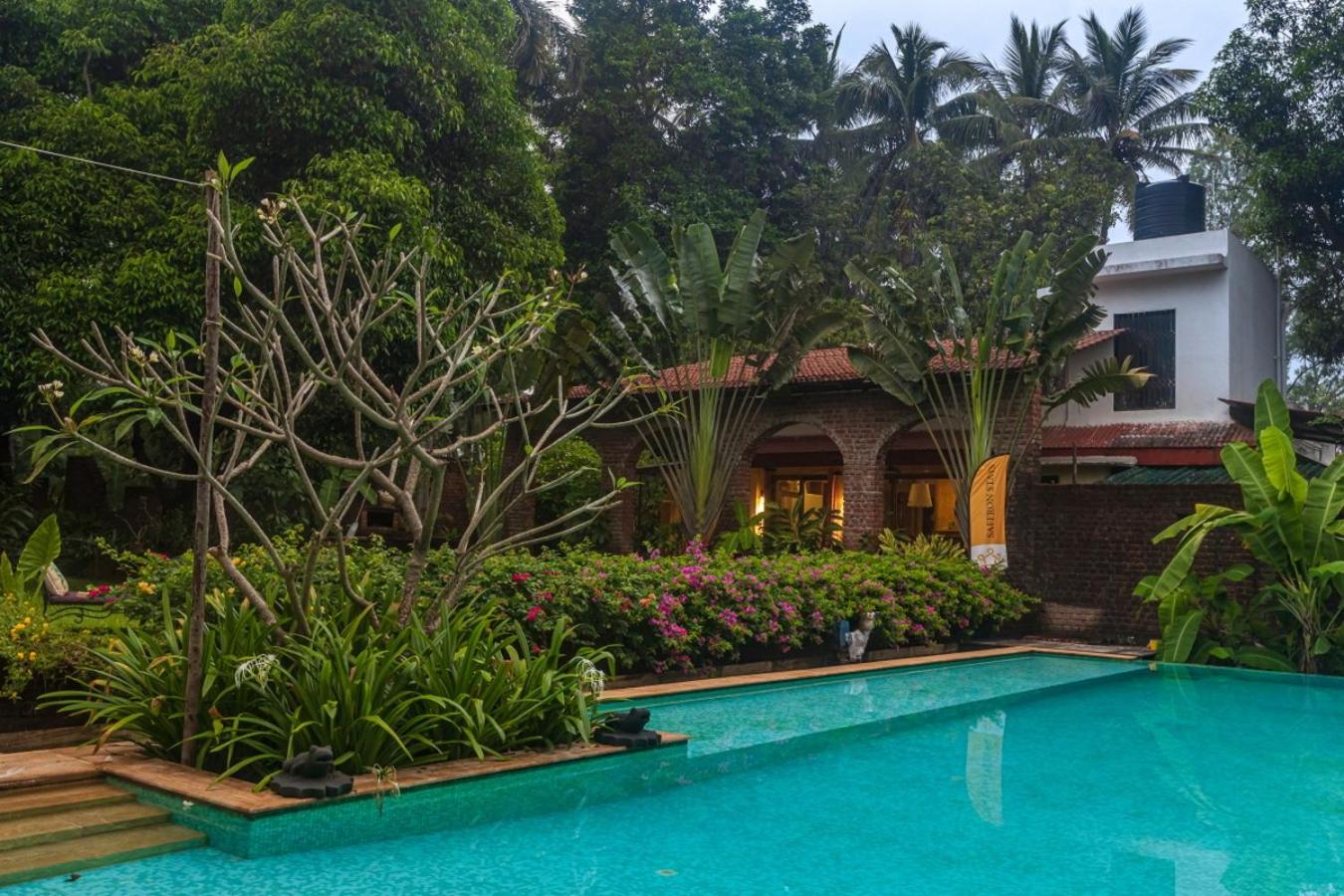 SaffronStays Ambe Moha - 2BHK Veg Villa with Pool, Gazebo, Library & Mango Groves in Karjat view 3