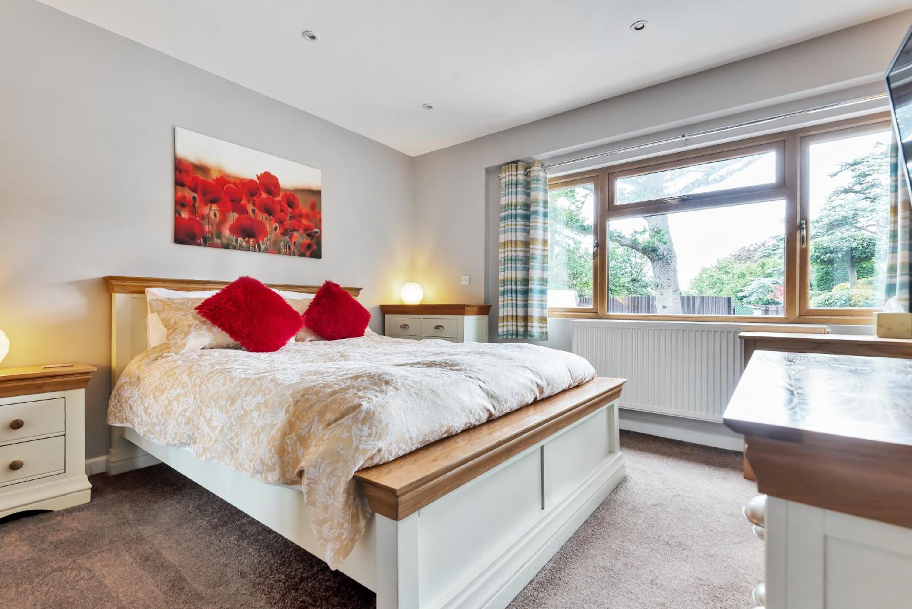 Hamble Retreat Studios and Lodge