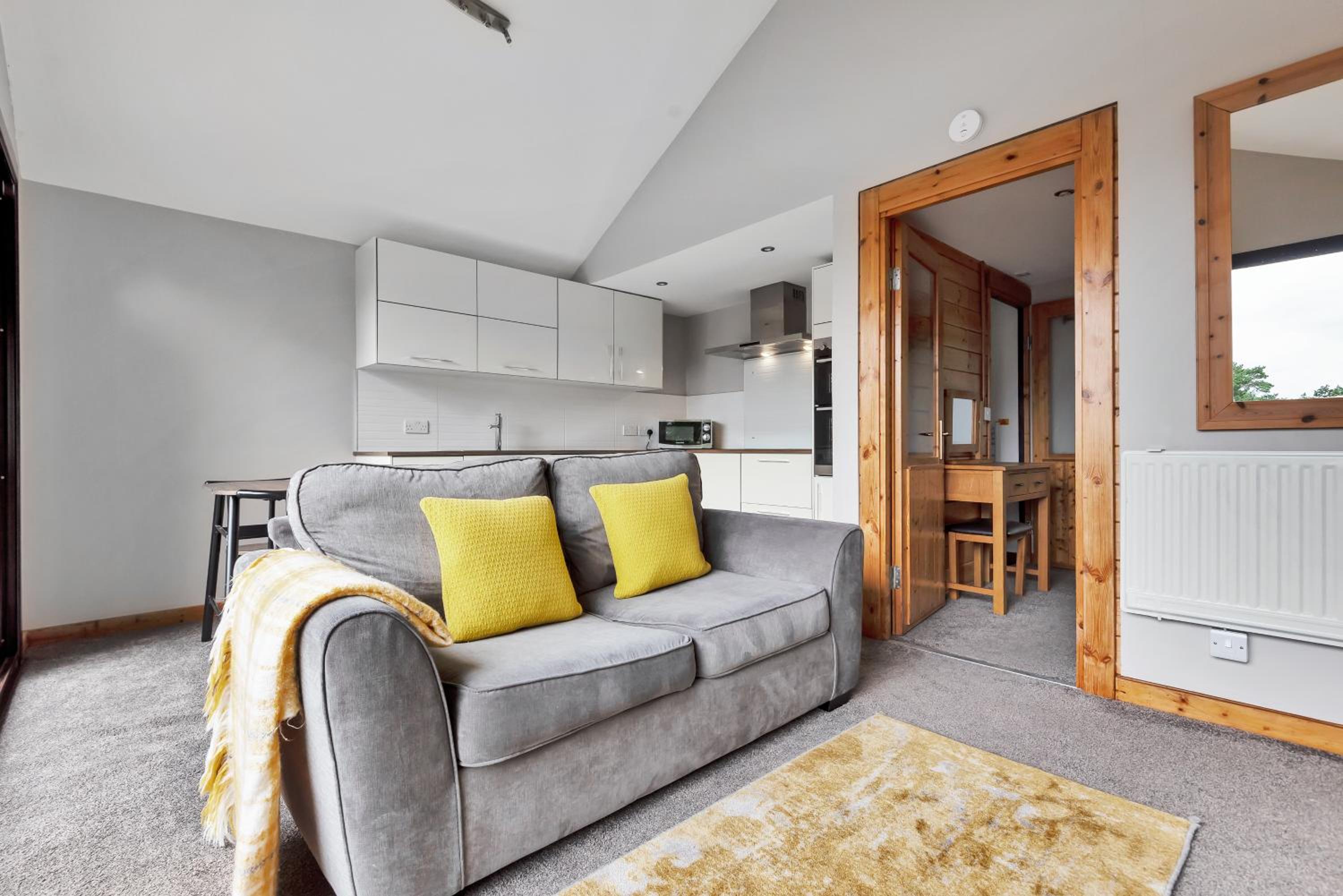 Hamble Retreat Studios and Lodge