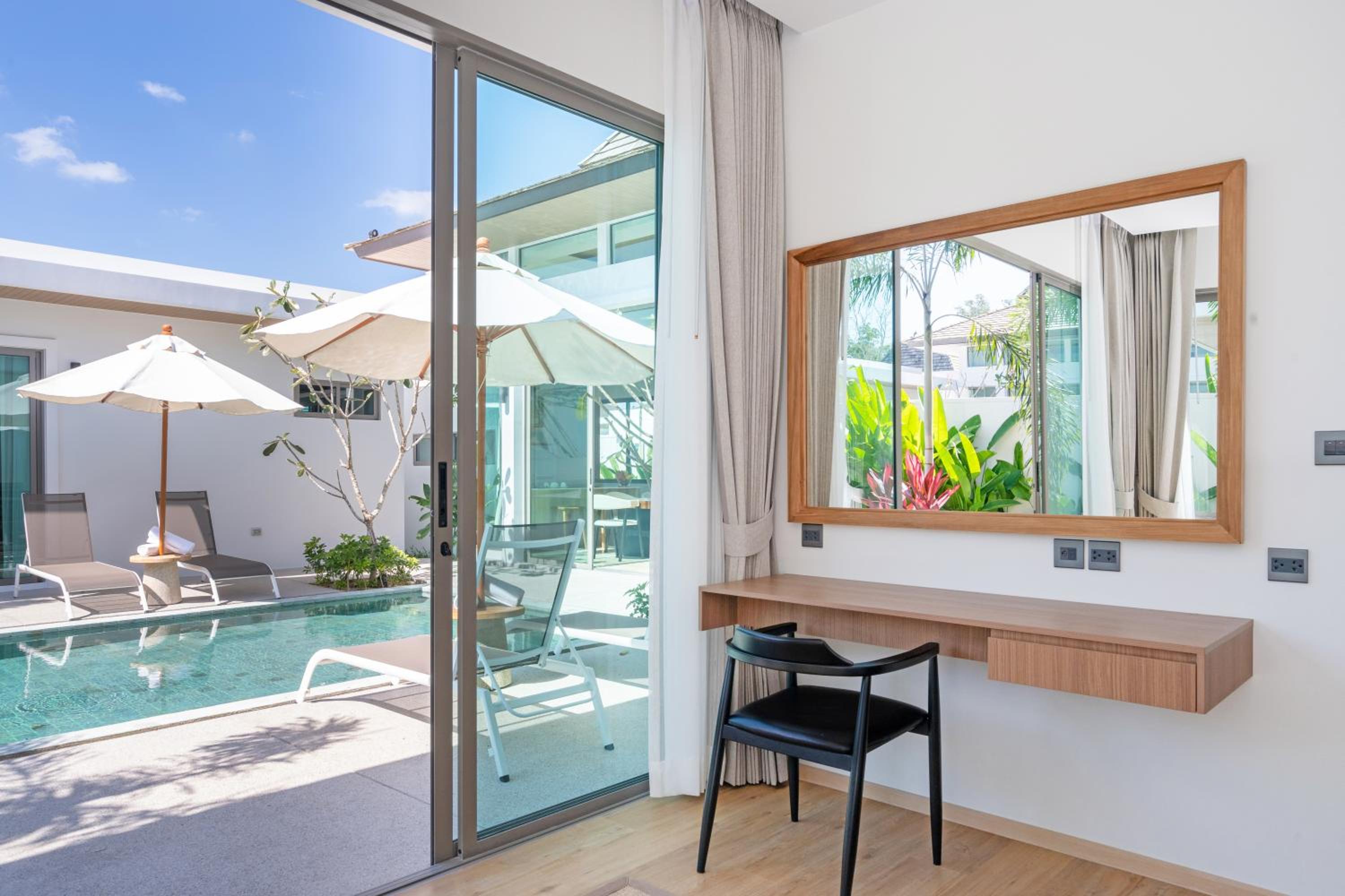 Shambhala Grand Villa - Private Pool Villas by Escape Villas - Top Choice - Guest Favorite - Best Location