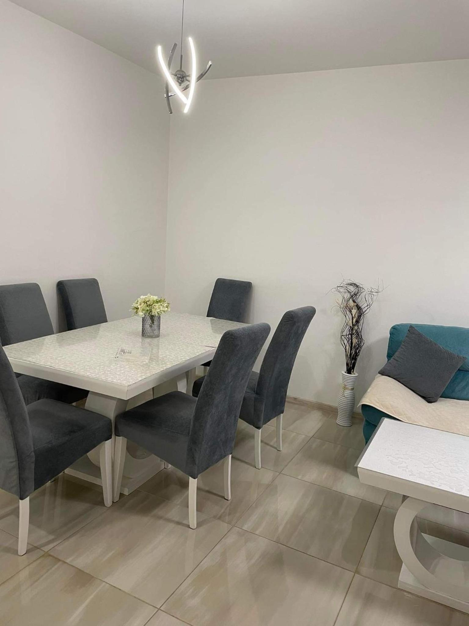Apartman SIMS view 2