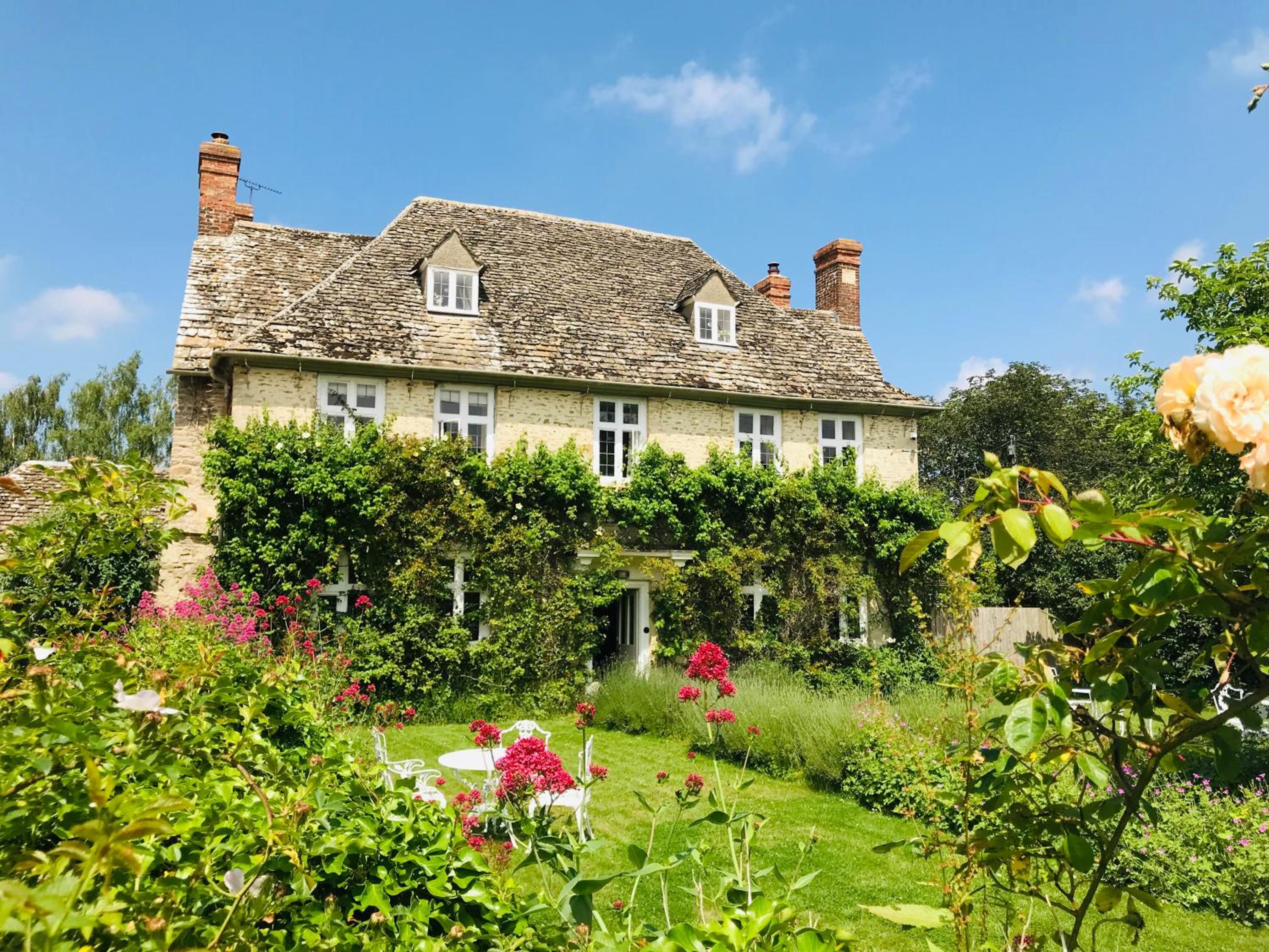 Buscot Manor