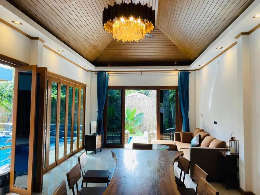 Banburi Villa - 5 Bedroom Private Pool Villa view 4