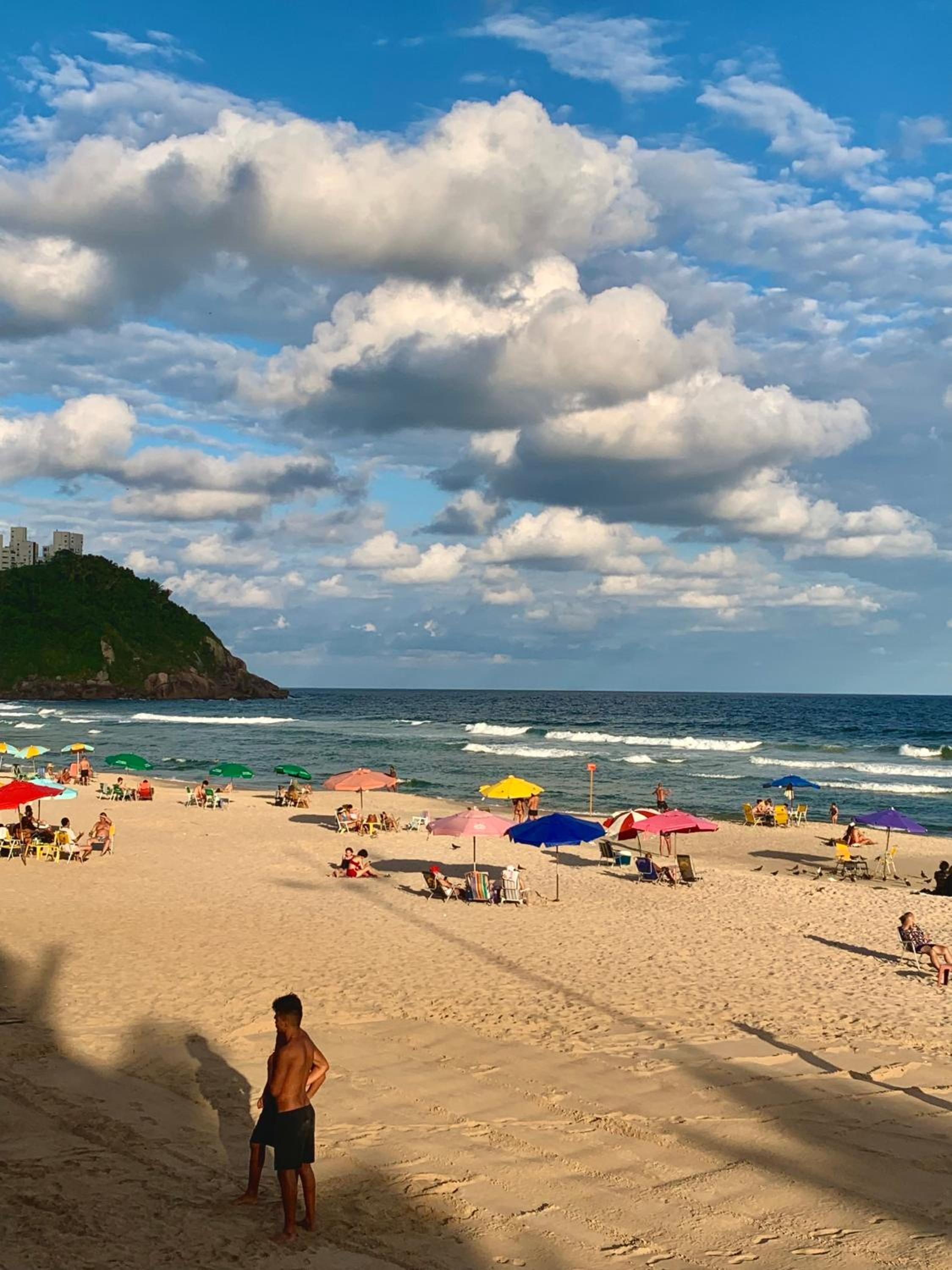 Lindo apto com piscina a 150m da praia do Tombo view 4