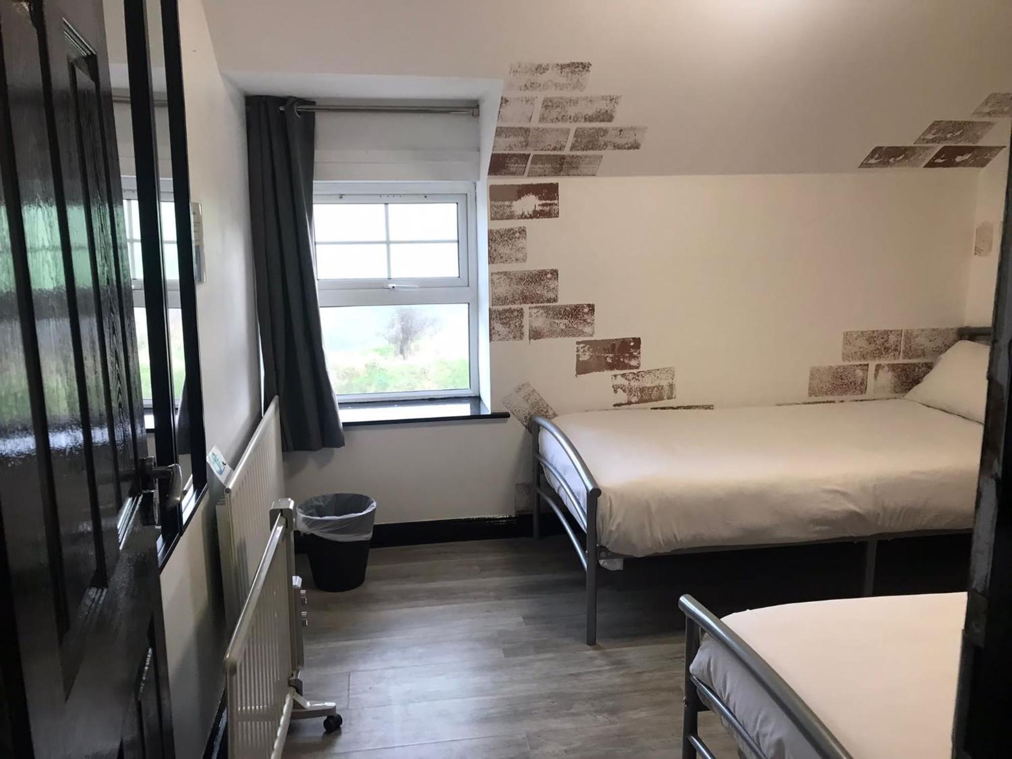 Bushmills Vacations - Finn McCools Giants Causeway Hostel - Property Image 7