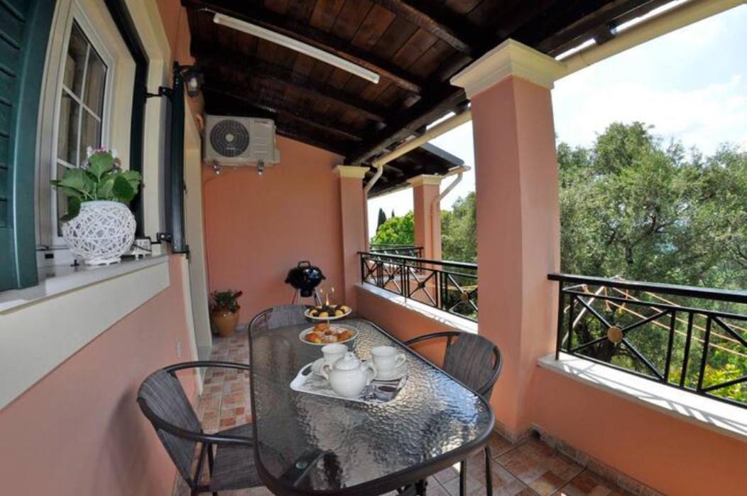Villa Leo Junior view 5