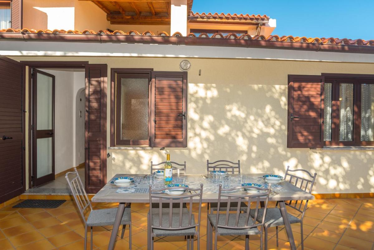 Trilocale San Teodoro con veranda photo 2