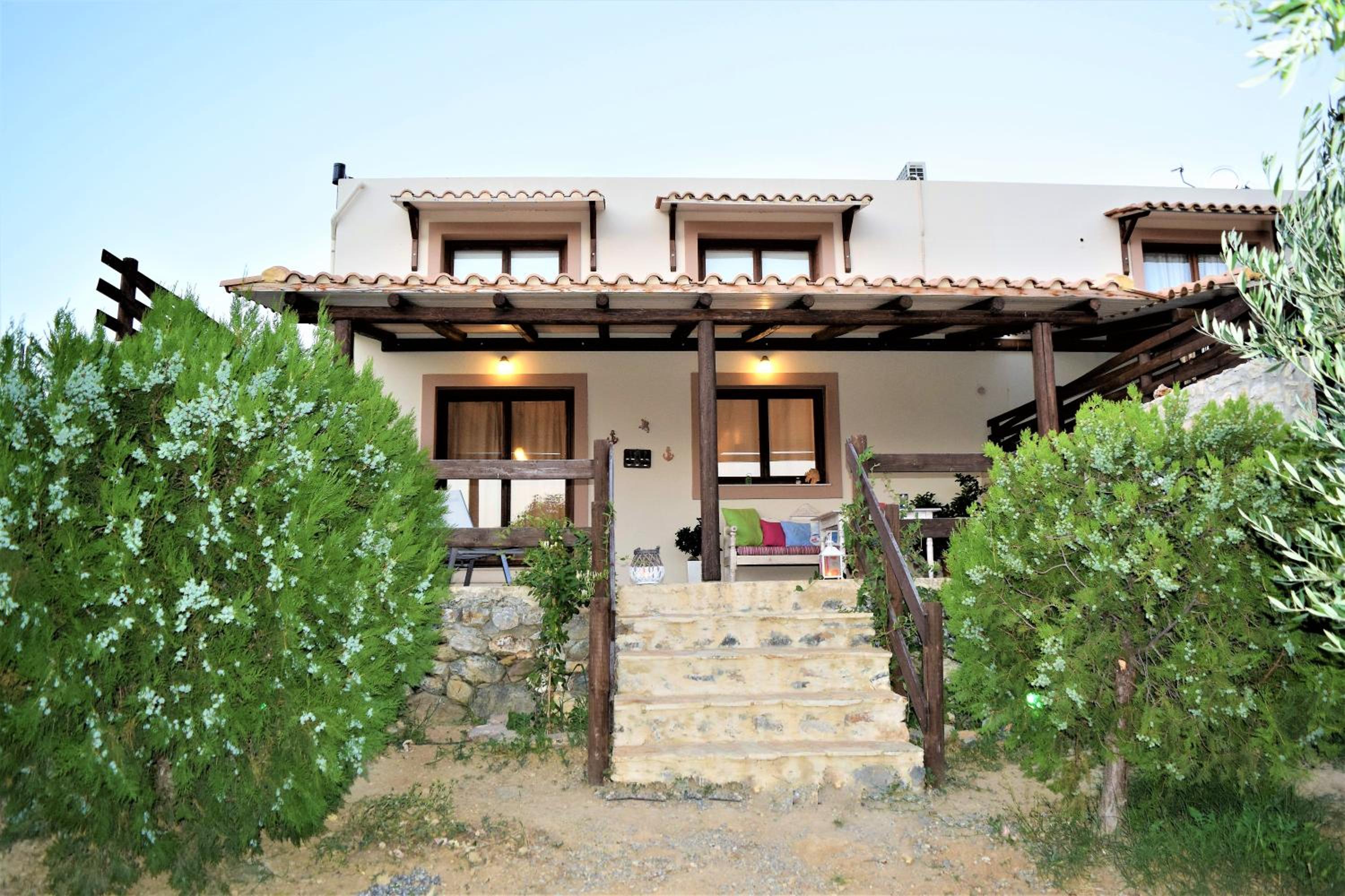 Hotel Villas and apartments on a private farm, only 1 km away from the beach! - Image 1