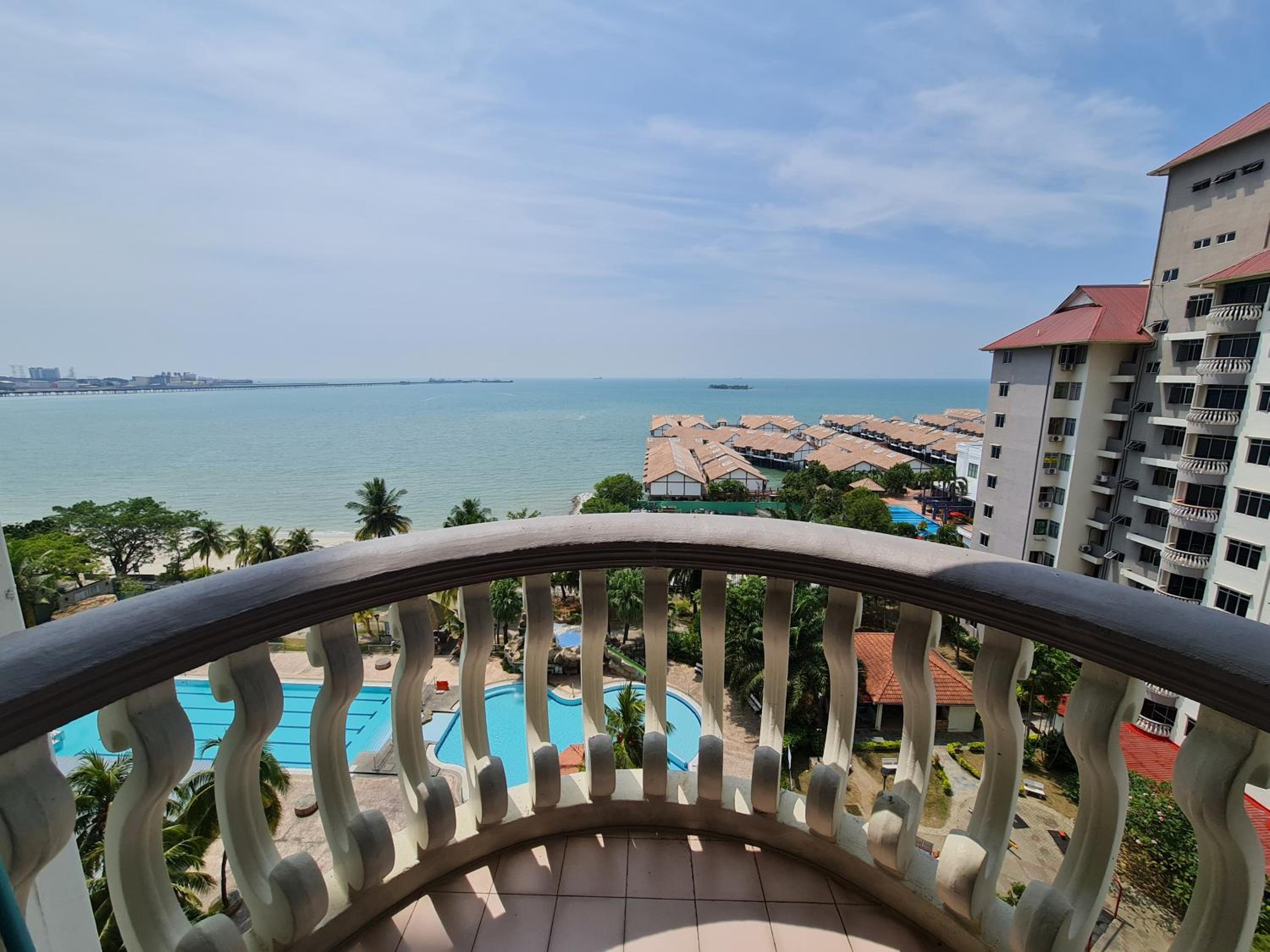 MAPLESTAR SEAVIEW 海景 SUITE - BEACHFRONT - PRIVATE UNIT Glory Beach Resort photo 7