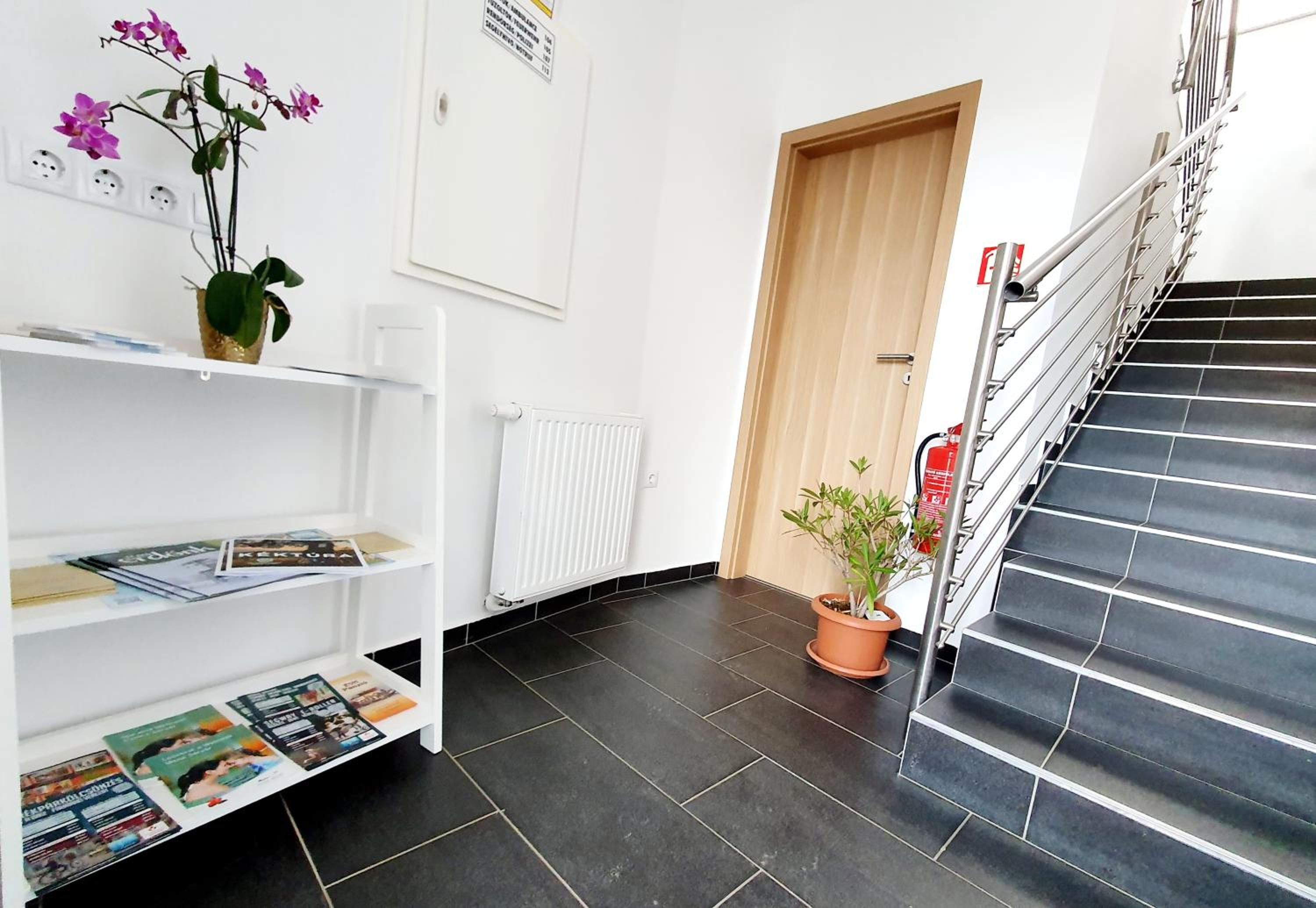 Maya Apartment