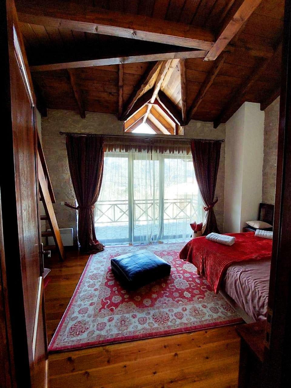 Petradi Residence @ Agoriani-Parnassus view 3