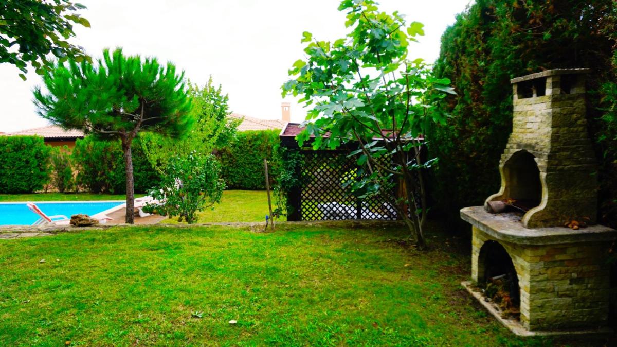 Photo 38