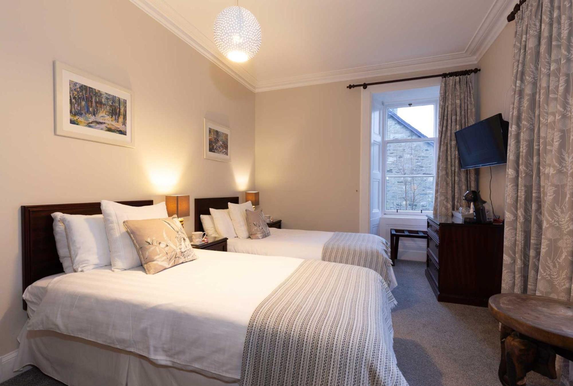 Fernbank House