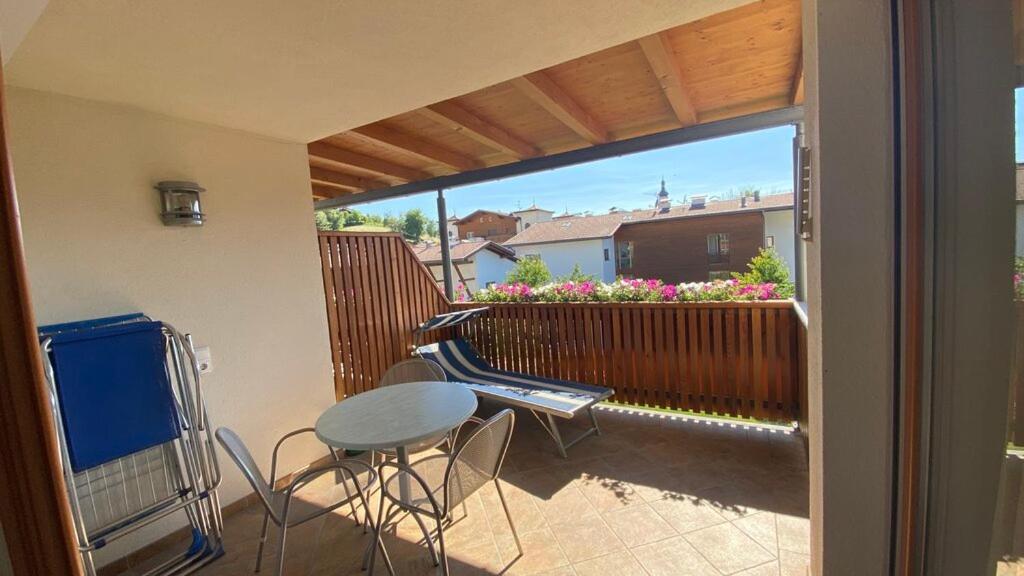 Apartments Almiva