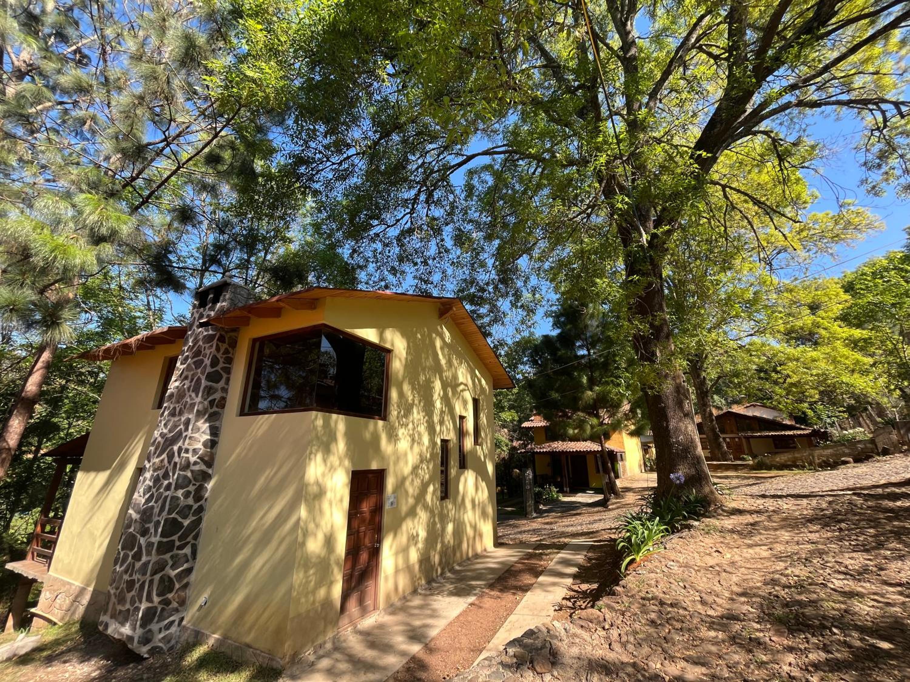 Hotel Mazamitla - Cabaña Topacio - El granero - Image 1