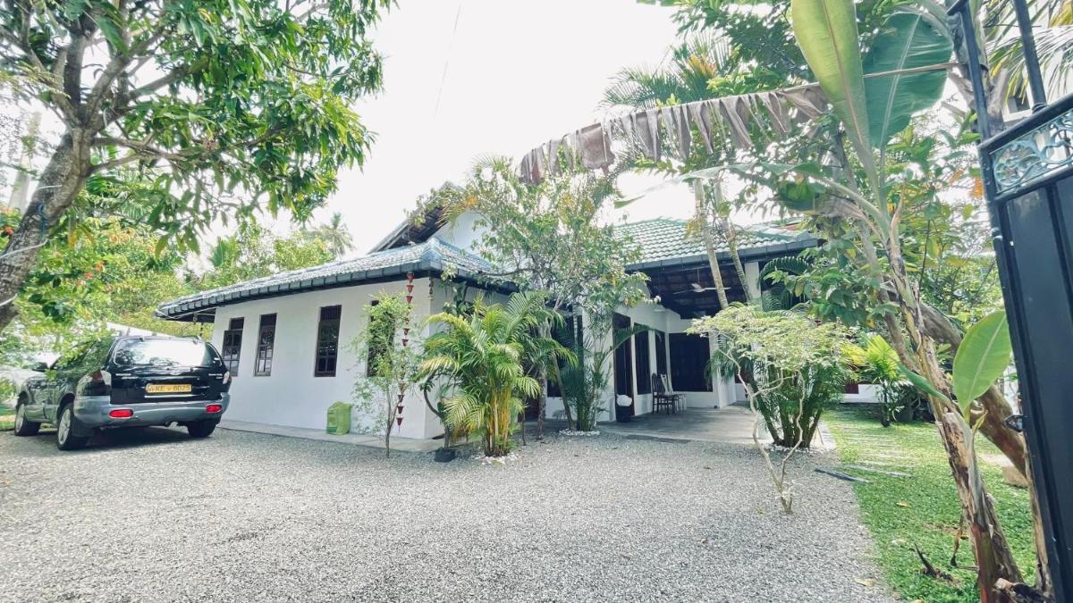 Hotel Kiara Sands - Image 1