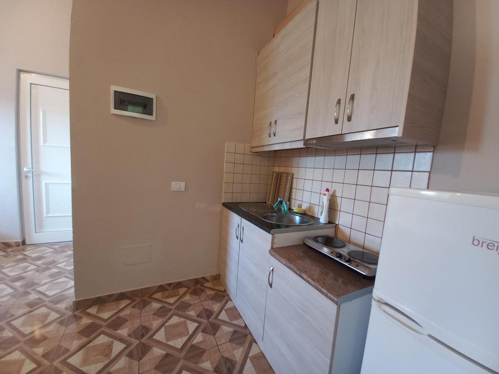Arjana & Nelaj Apartments