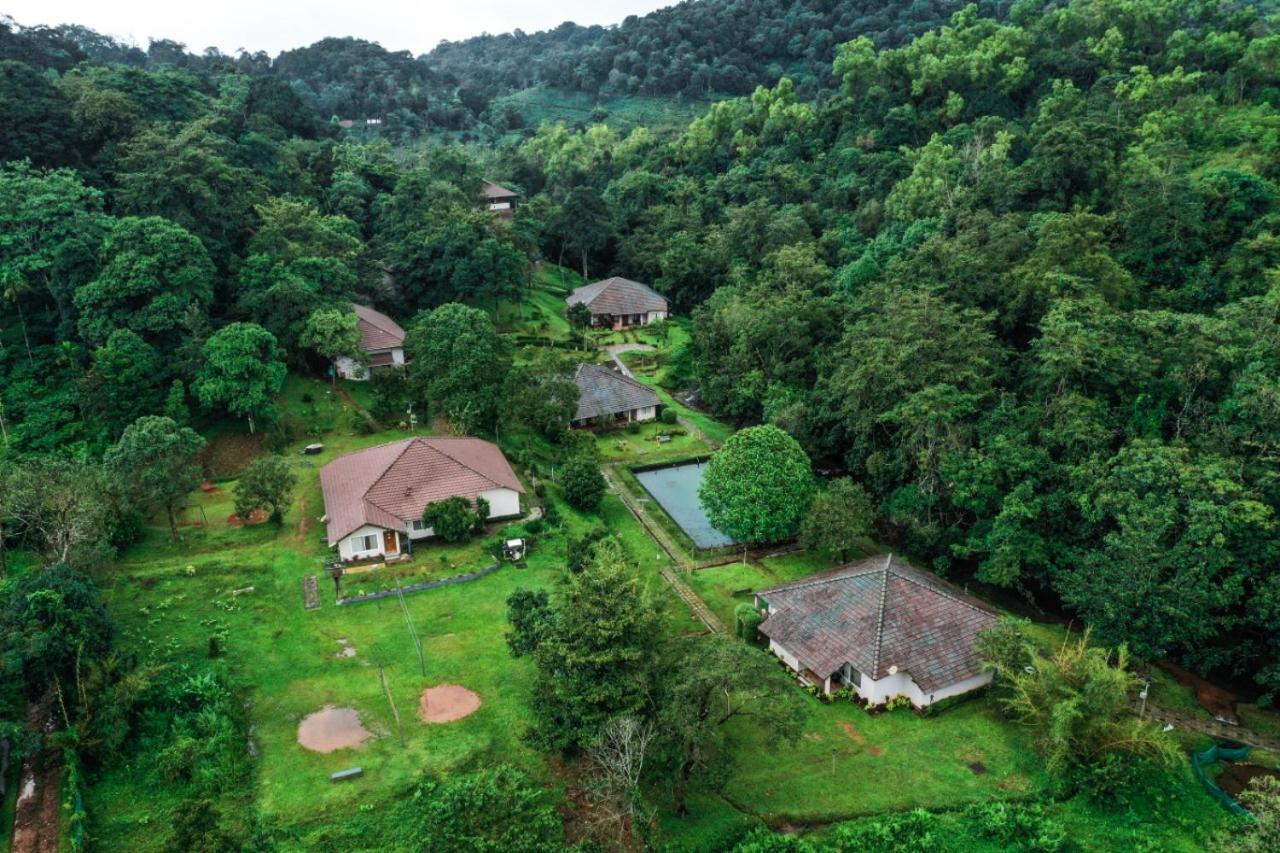 Hotel Abad Brookside Wayanad - Image 1