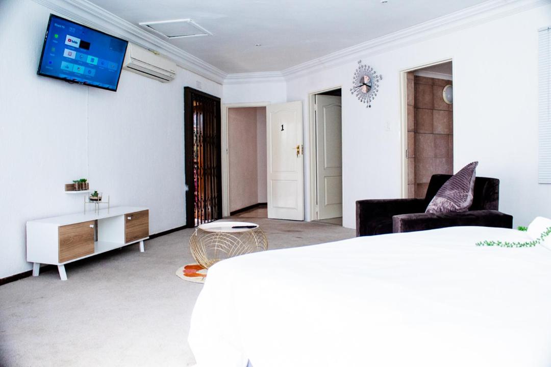 Erima Lodge