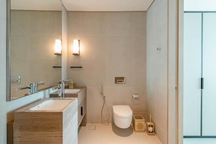 2 BDR Apt The Address Beach Resort JBR