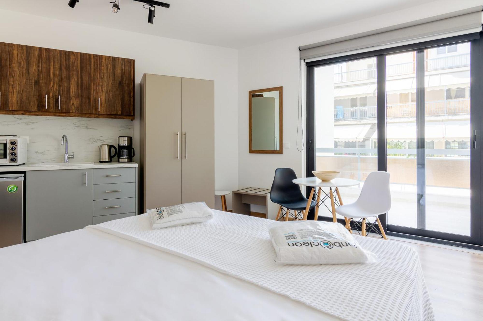 Leochares Lifestyle Apartments - Self check-in