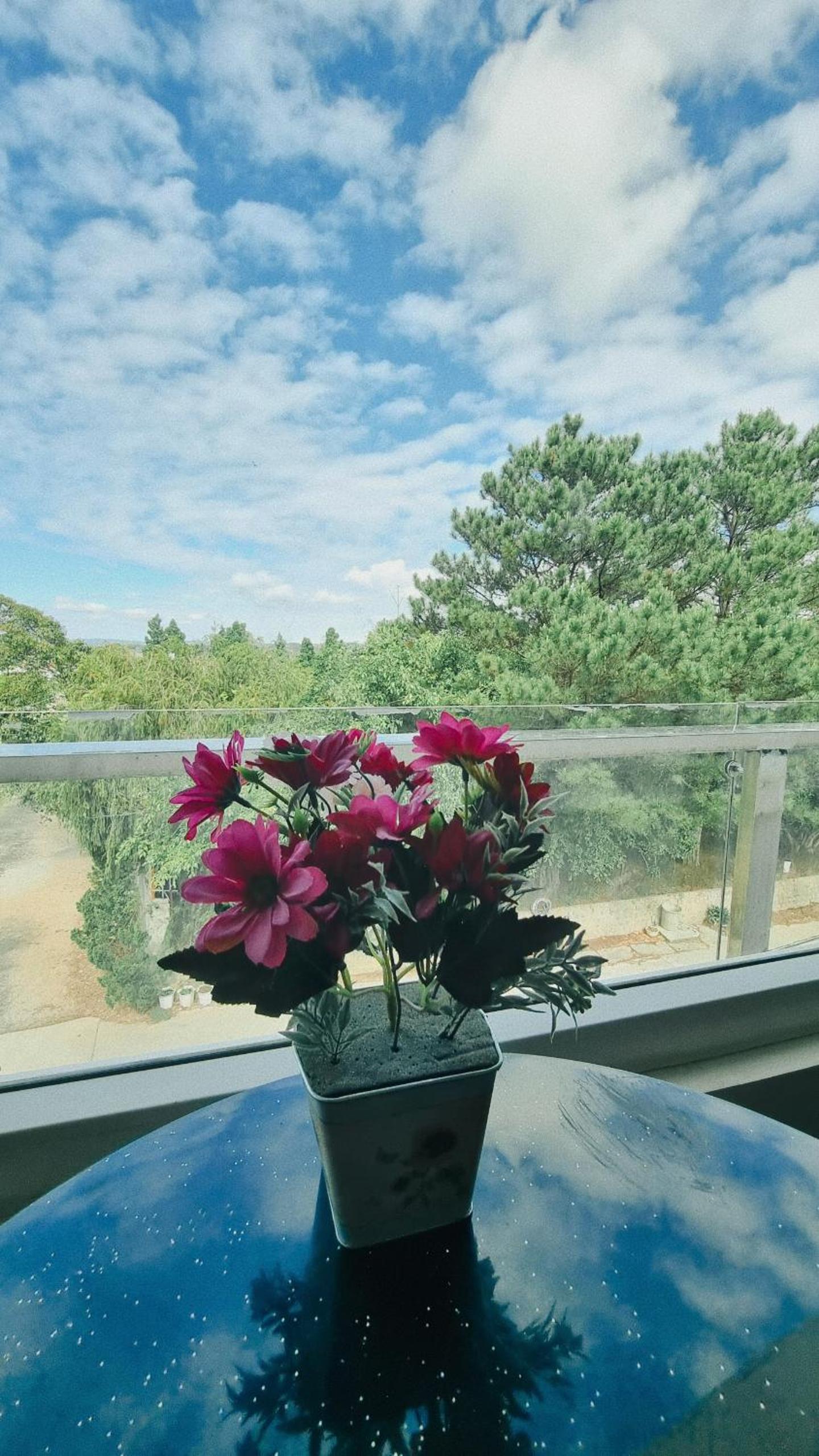 balcony